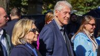 Yhdysvaltain entinen presidentti Bill Clinton ja entinen ulkoministeri Hillary Clinton New Yorkissa.