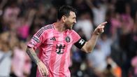 Lionel Messi tuulettaa maaliaan.