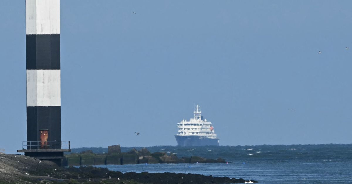 Hantavirukseen liitetty MV Hondius saapui Rotterdamiin desinfioi­tavaksi | Uutisia lyhyesti
