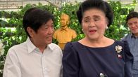 Ferdinand Marcos Jr. tillsammans med sin mor Imelda Marcos.