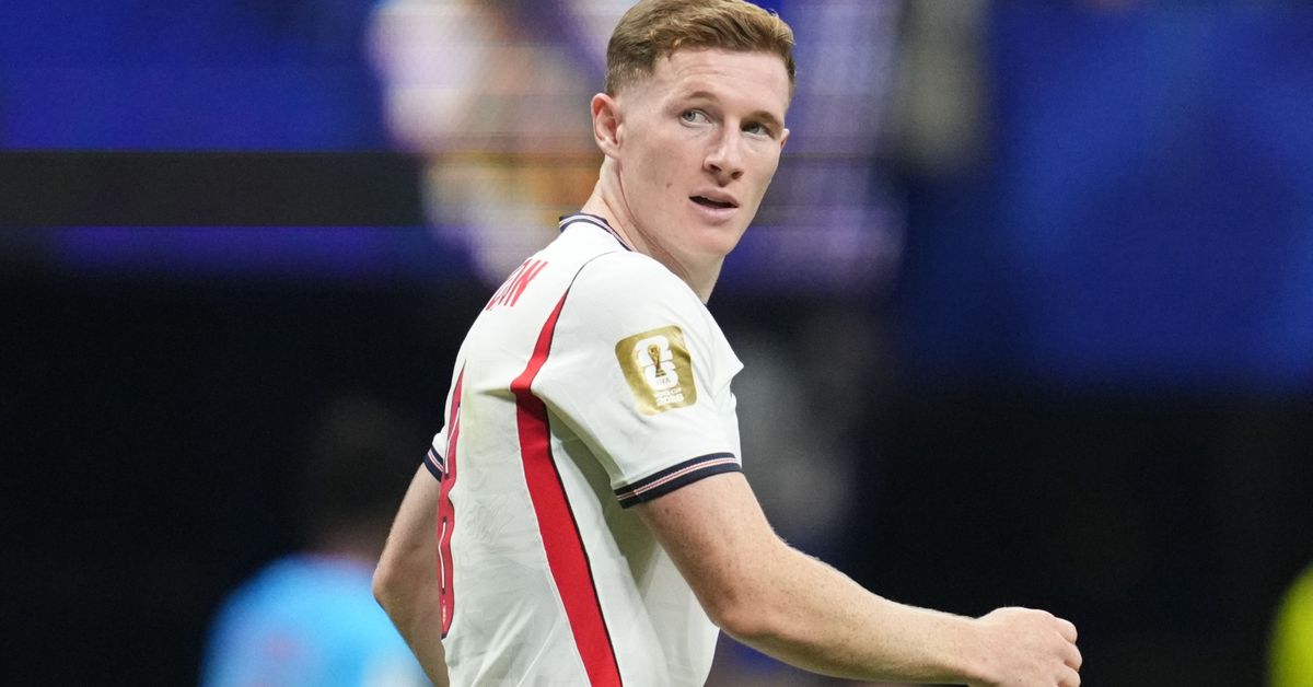 Manchester City spränger banken – köper loss Elliot Anderson för rekordsumma