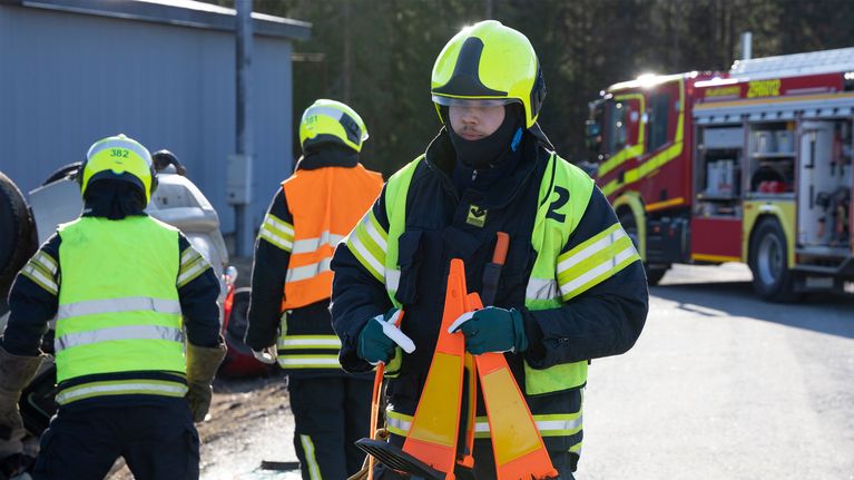 pelastusopisto-esitt-koulutuksen-aloitus-paikkojen-j-dytt-mist