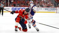 Leon Draisaitl (oik.) ratkaisi pelin Edmontonille. 