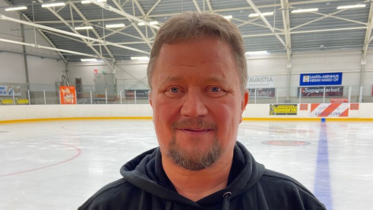 Jari Risku jatkaa HPK:n naisten valmentajana | Kanta-Häme | Yle