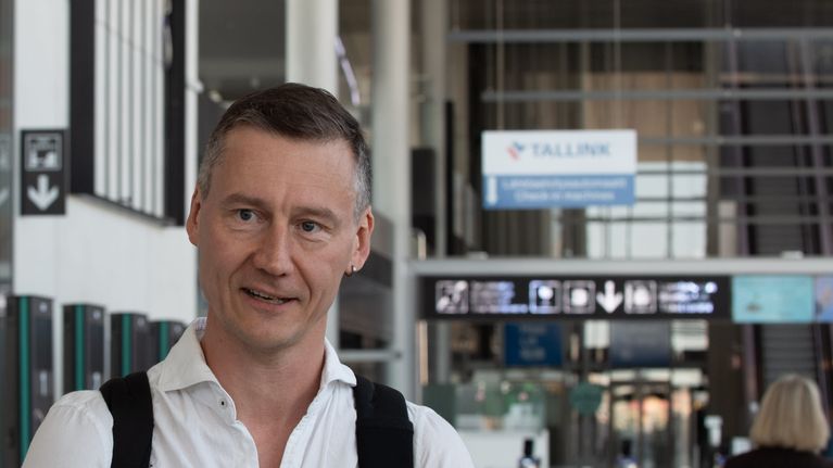 Länsisataman terminaali 2, Veli-Pekka Tynkkynen