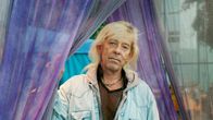 Helsingin Sanomien teatteririitikko Jukka Kajava vuonna 2003. 