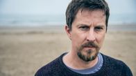 Neliosaisen brittisarjan pääroolin näyttelee Lee Ingleby.