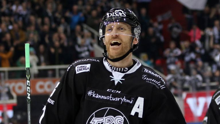 Stjärnbacken Henrik Tallinder ska visa vägen för TPS i vinter | Åboland ...