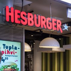 Photo shows the outside of a Hesburger outlet.