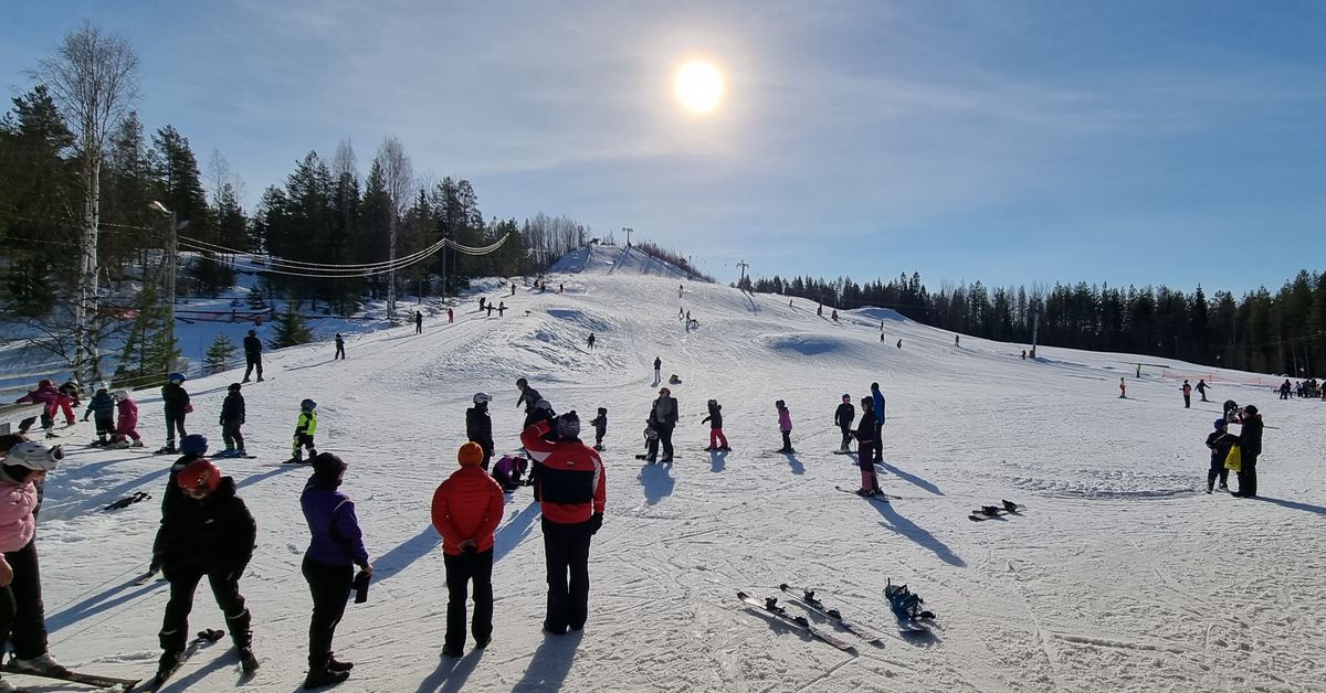 Sievin Louekankaan laskettelu­keskukselle löytyi lumilautaileva ...