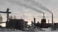 Stora Enson Oulun Nuottasaaren tehtaat talvella.