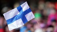 Suomen lippu katsomossa.
