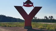 Porin Yyteriä mainostava, punainen Y-kirjain