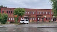 Virastotalo Kiteen Hovintiellä.