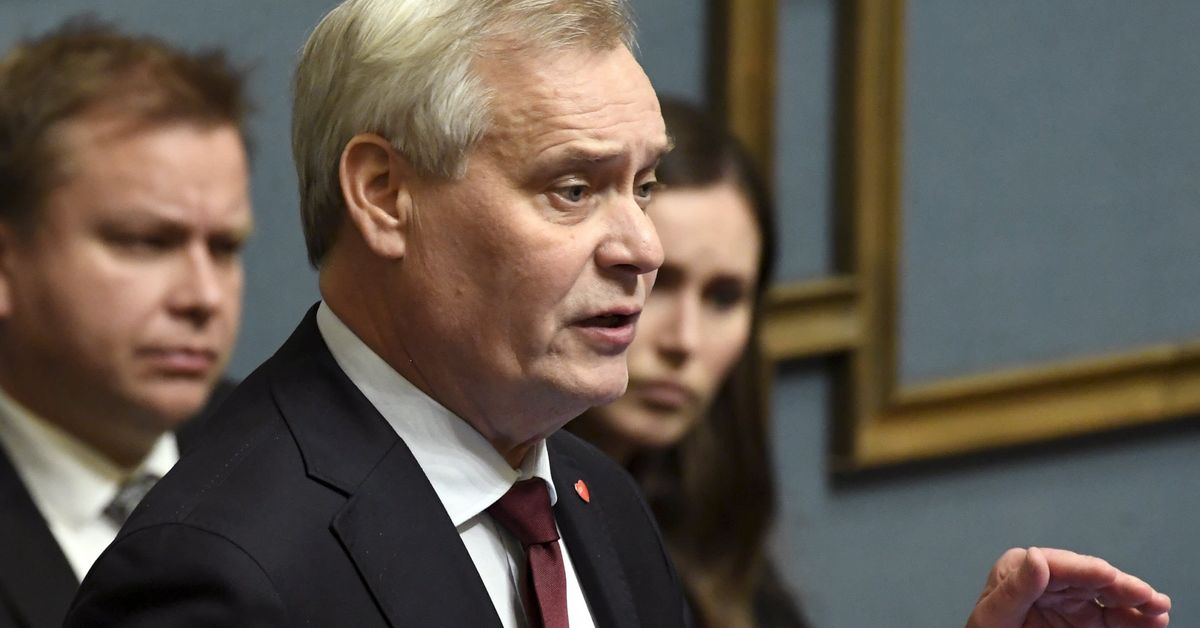 Pääministeri Rinne kyselytunnilla: Posti ei noudattanut ...