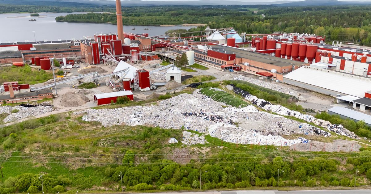 Valtavista jätekasoista tuli vuosien murheenkryyni Jämsässä – nyt niiden hävitys viimein alkaa, lupaa yrittäjä