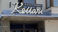 Kulttuurikellarin nimikyltti paikan sisäänkäynnin yläpuolella.