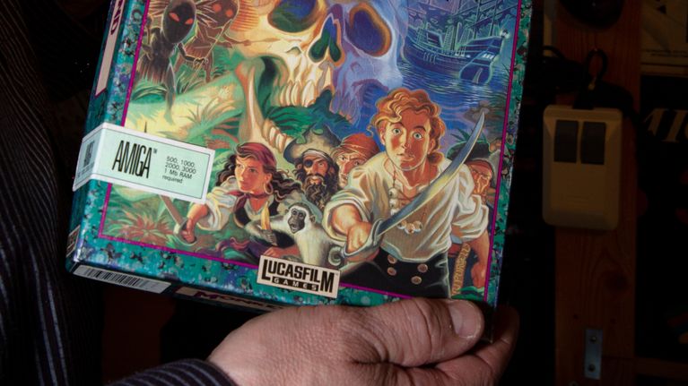 Amigan Monkey Island -peli paketissaan.