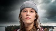 17-åriga Vinter på huvudbilden till Maria Turtschaninoffs dramapodd Nödhamn.