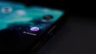 Kuvassa on Tor Browser -sovelluksen kuvake älypuhelimen ruudulla 24. lokakuuta 2020.