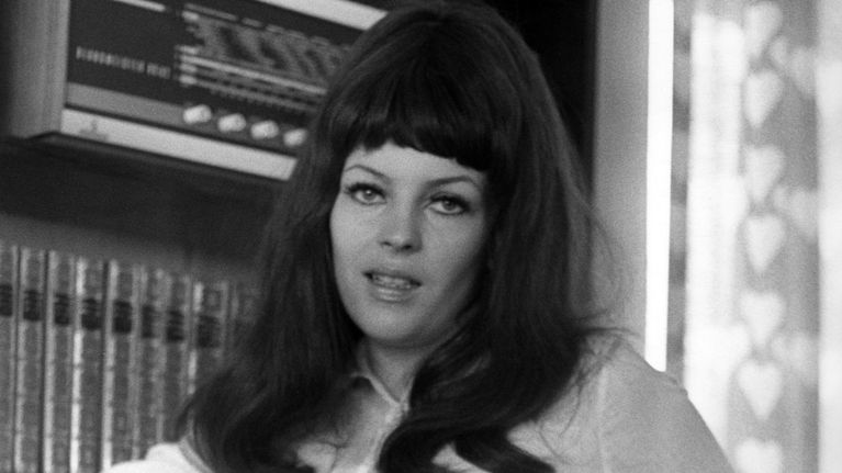 Iskelmälaulaja Paula Koivuniemi 1970-luvulla