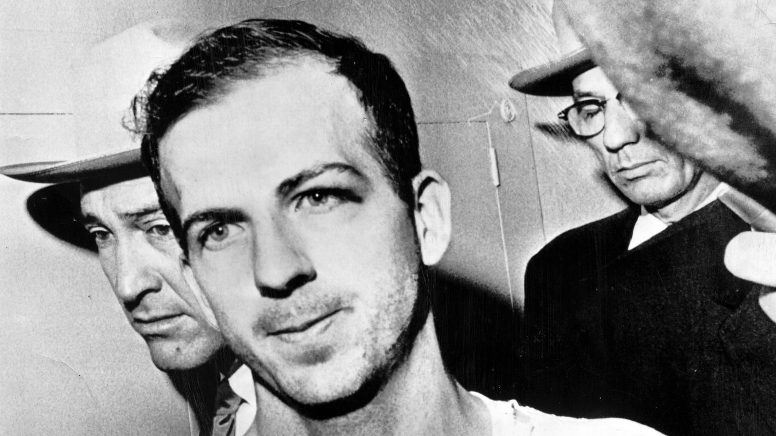 Supo declassifies 60-year-old file on JFK killer Lee Harvey Oswald | Yle News | Yle