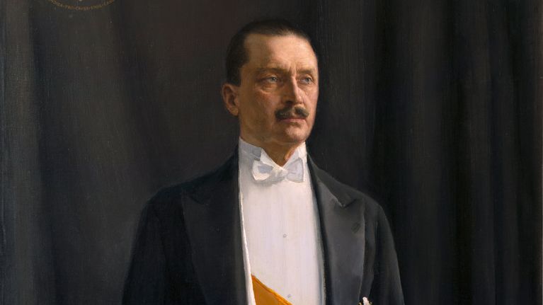 Mannerheimin muotokuva.