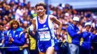 Ingrid Kristiansen löper i Boston maraton 1986.