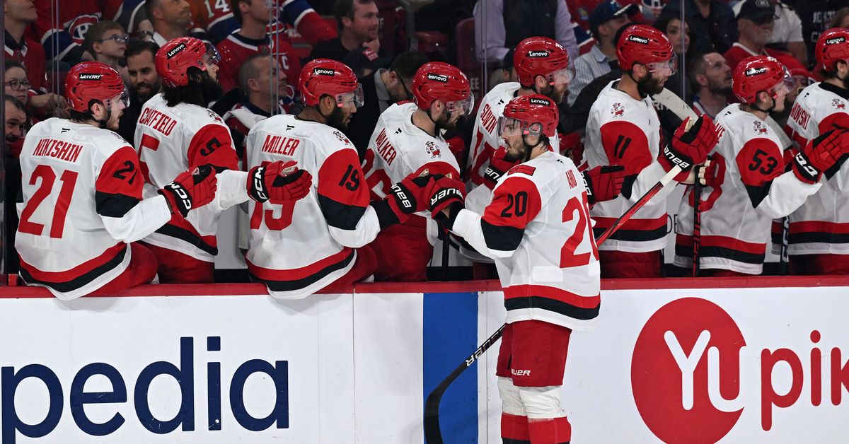 Carolina jyräsi voiton päähän Stanley Cup -finaaleista, Sebastian Aho katkaisi maalittoman putkensa makeaan paikkaan