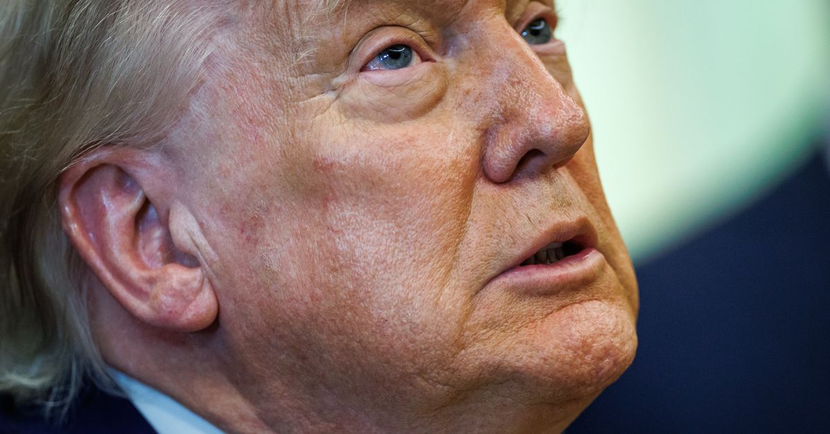 WSJ: Trump haluaa nimittämänsä kansallisen tiedustelun johtajan aloittavan laajat irtisanomiset