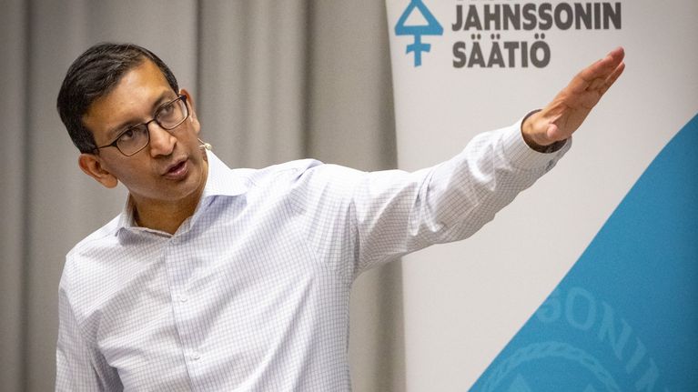 Photo shows Raj Chetty, a Harvard professor.