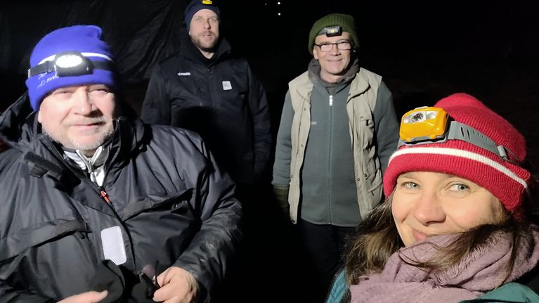Linnunlaulujen aamun tekijöitä yhteiskuvassa.