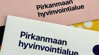 Esite, jonka kannessa lukee Pirkanmaan hyvinvointialue.