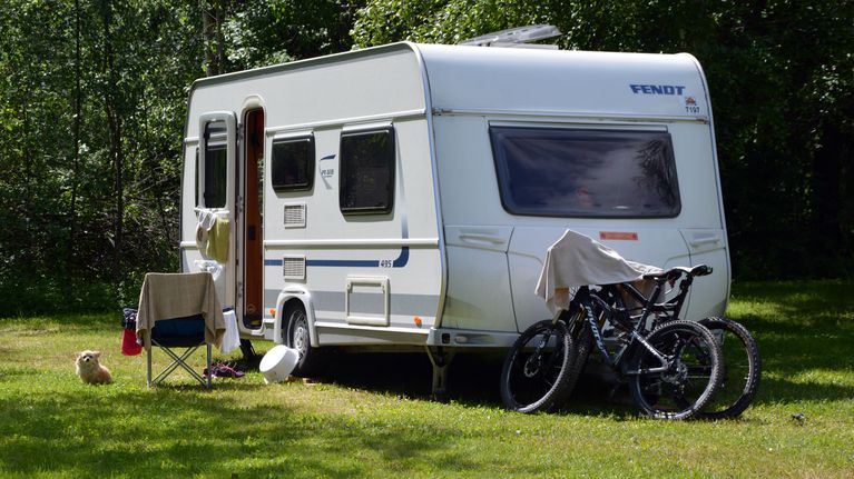 Husvagn på campingplatsen i Kokon i Borgå