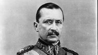 Marsalkka Mannerheimin virallinen kuva.  