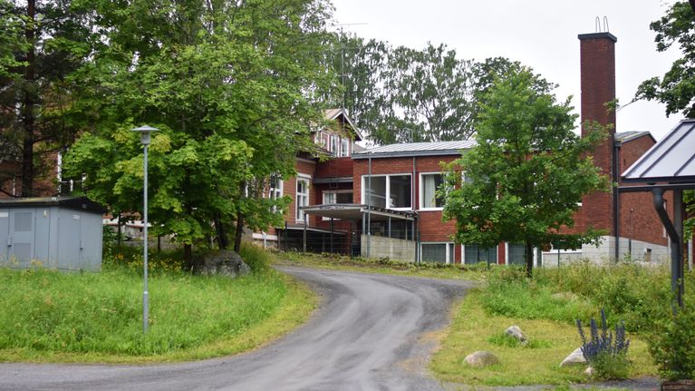 Förslag: Skolor läggs ned och daghem försvinner då Raseborg sparar ...