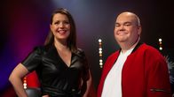 Euroviisaiden juontajat Eva Frantz ja Johan Lindroos.