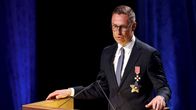 Alexander Stubb vid en talarstol.