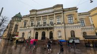 Helsingin vanhan ylioppilastalon julkisivu.