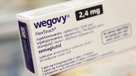 Kuvassa Wegovy-lääkepakkaus, joka sisältää 2,4 mg semaglutidia injektionesteenä painonhallintaan.