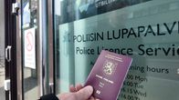 Passi ja lupapalvelun kyltti.