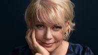 kirjailija Elina Hirvonen