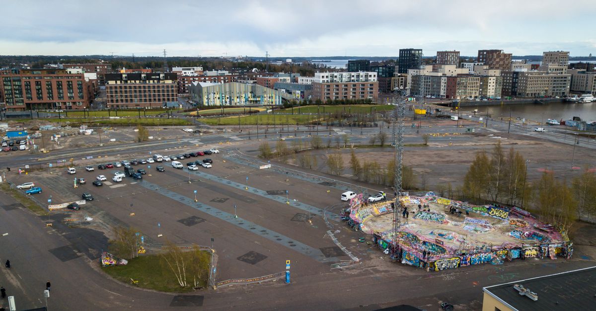 Kalasataman skeittipaikat — Suvilahti DIY:n betoni-legenda päättyy, REDI jatkaa parkkihallin pohjalla