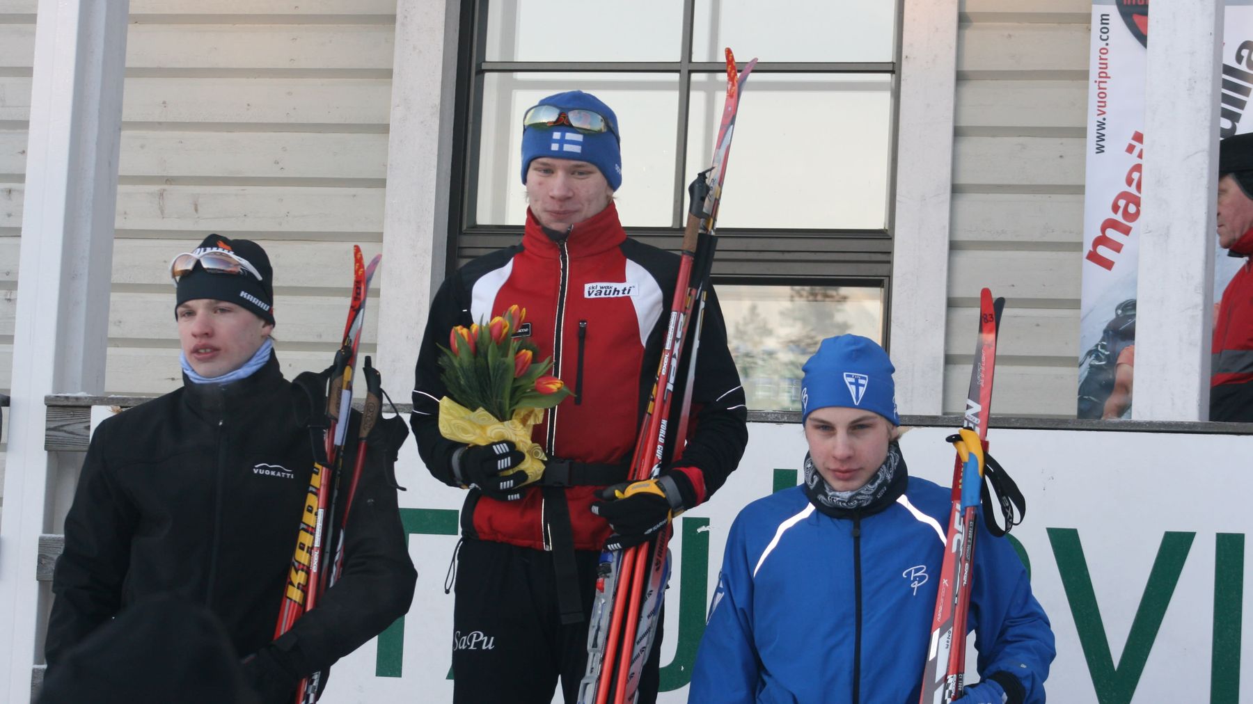 Sami Lähdemäki ja Iivo Niskanen palkintokorokkeella.