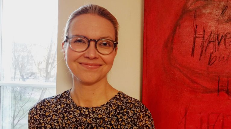 Ung och vilse på vägen - får man hjälp på svenska? | Samhälle | Svenska Yle