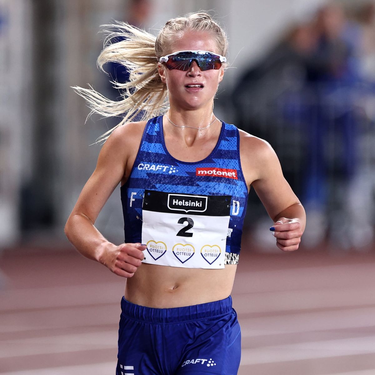 Alisa Vainio pinkoi maratonin ennätyksensä, mutta voivotteli ongelmiaan:  ”Lihakset eivät toimineet normaalisti” | Urheilua lyhyesti | Yle