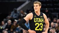 Lauri Markkanen katsoo kaukaisuuteen ottelussa Sacramento Kingsiä vastaan 29.10.2024.