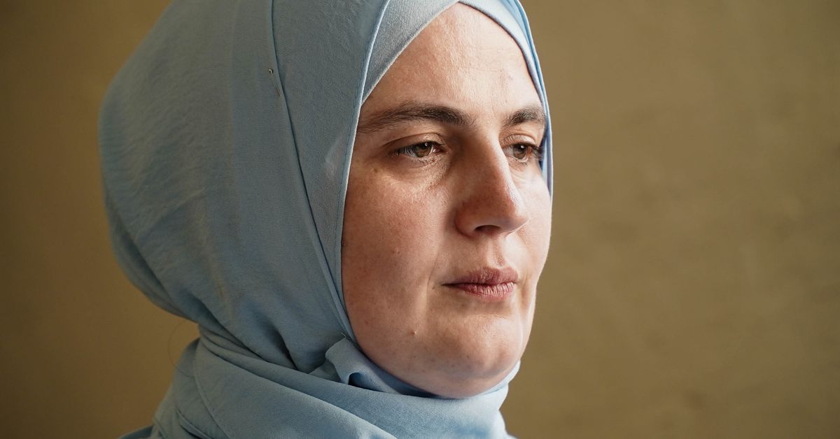 Krimin tataarit elävät pelossa – Mumine Salievin mies dokumentoi ...