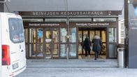 Seinäjoen keskussairaalan pääsisäänkäynti.