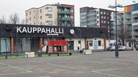 Lappeenrannan kauppahalli torilta päin katsottuna.